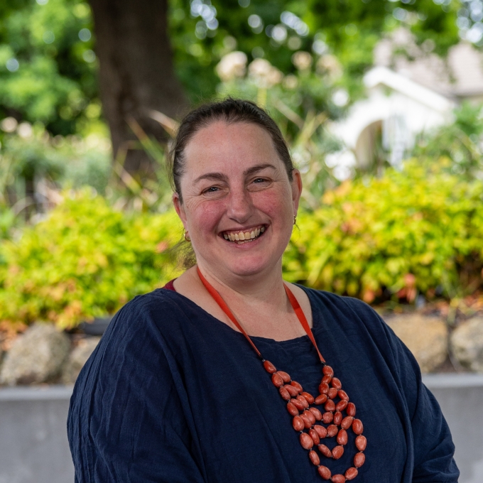 Dr Naomi Malone